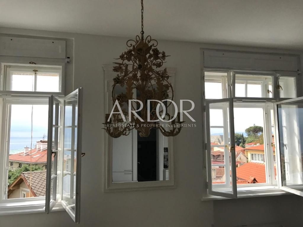 Appartamento Opatija - Centar, Opatija, 200m2