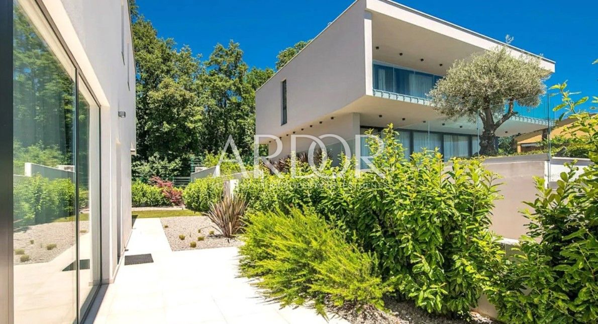 Villa Veprinac, Opatija - Okolica, 284m2