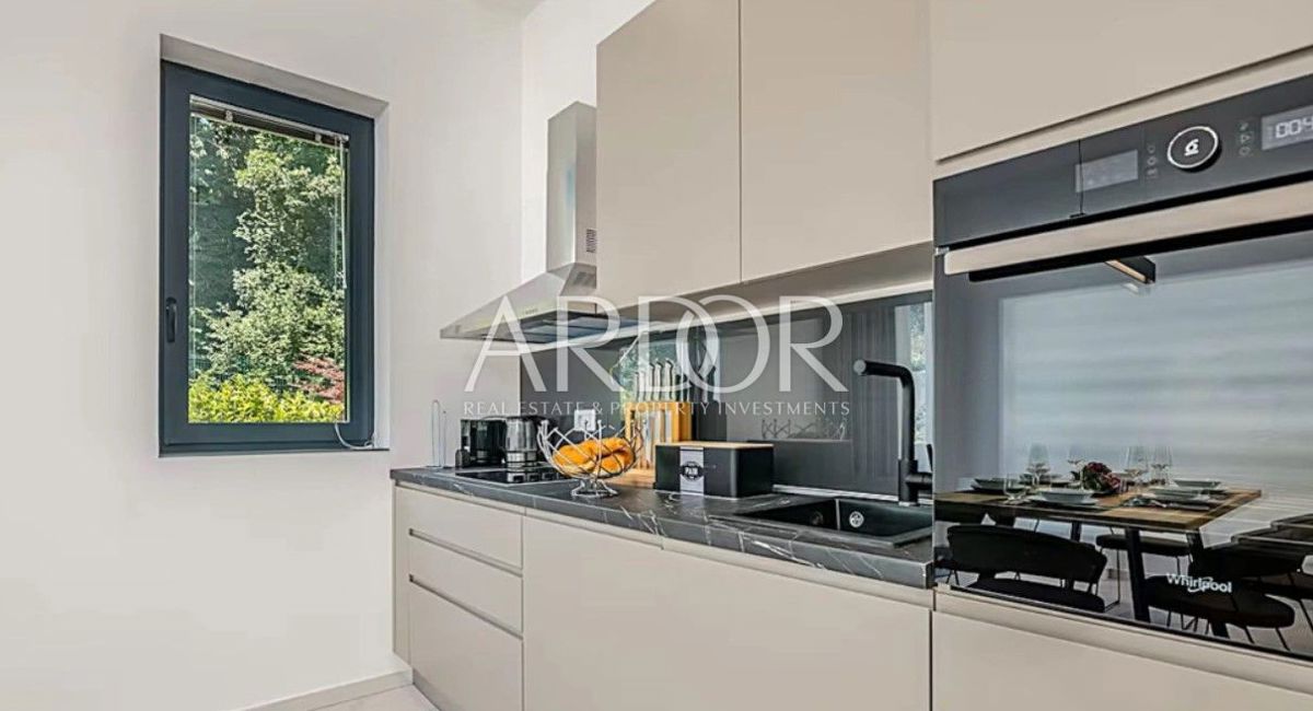 Villa Veprinac, Opatija - Okolica, 284m2