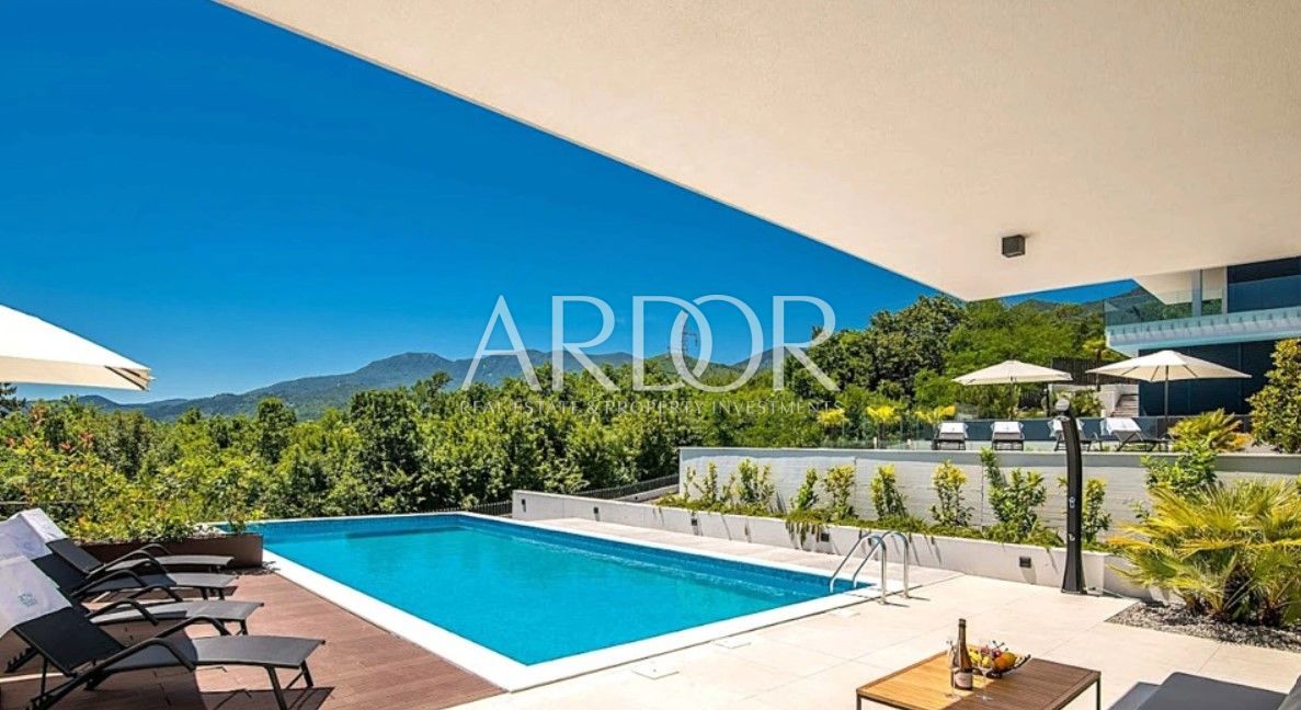 Villa Veprinac, Opatija - Okolica, 284m2
