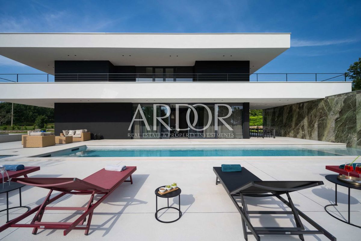 Villa Grožnjan, 404m2