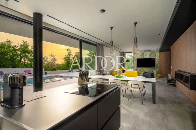 Villa Grožnjan, 404m2