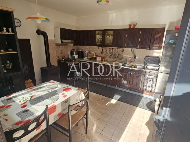 Casa Novi Vinodolski, 140m2