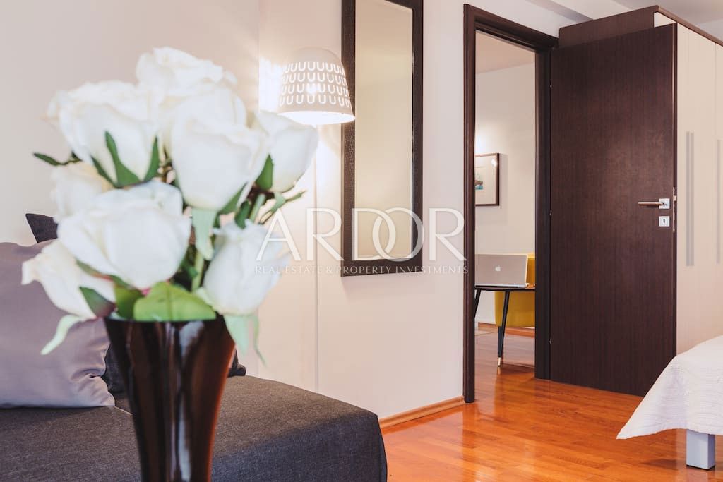 Villa Centar, Pula, 350m2