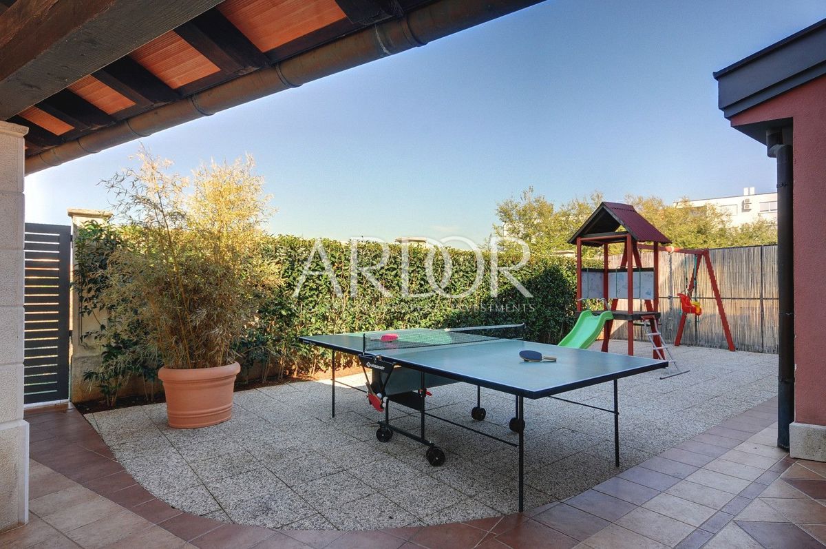 Villa Centar, Pula, 350m2