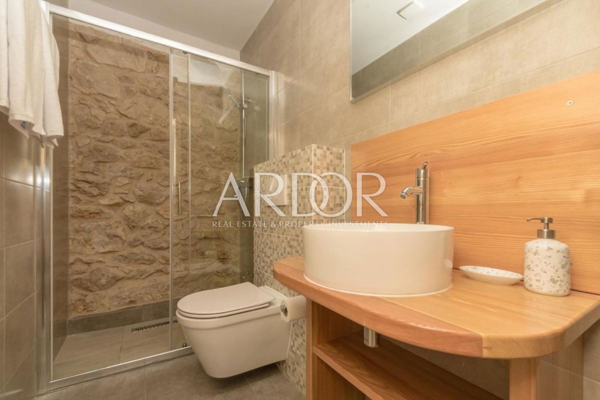 Casa Tribalj, Vinodolska Općina, 215m2