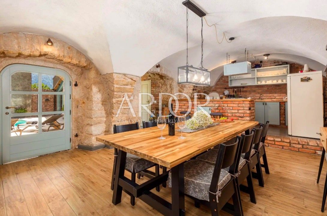 Casa Tribalj, Vinodolska Općina, 215m2