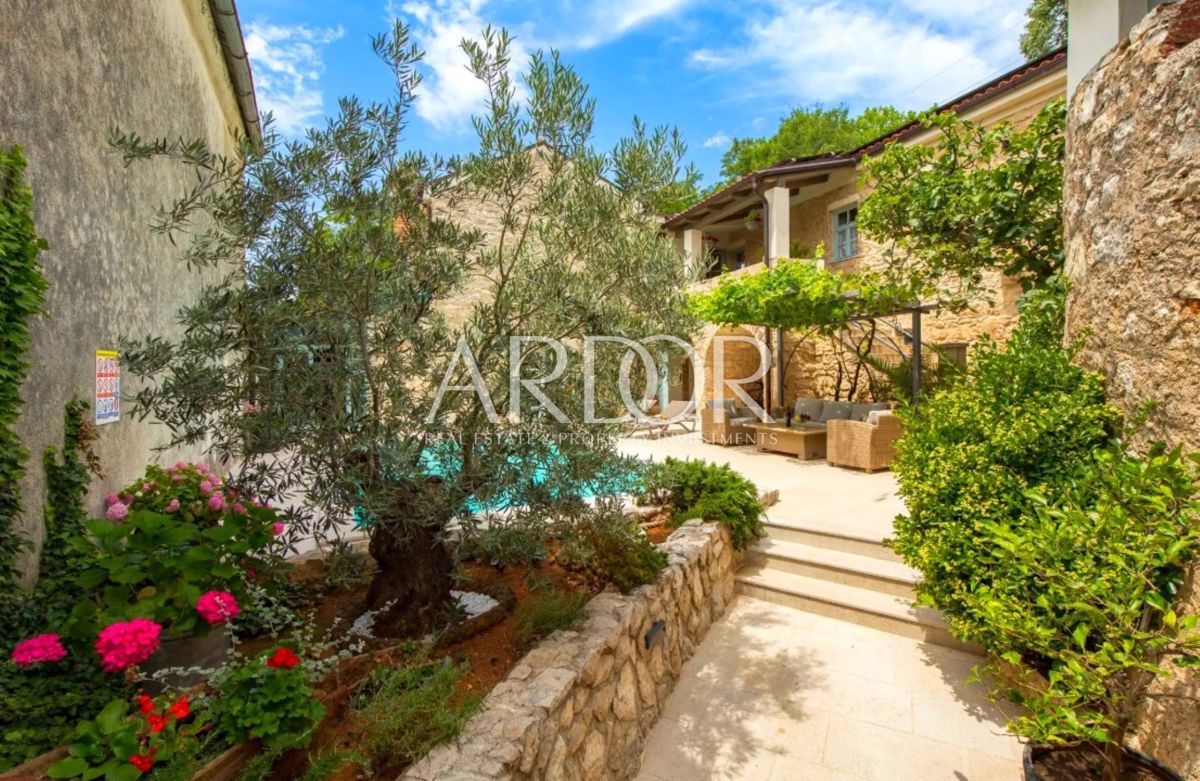 Casa Tribalj, Vinodolska Općina, 215m2