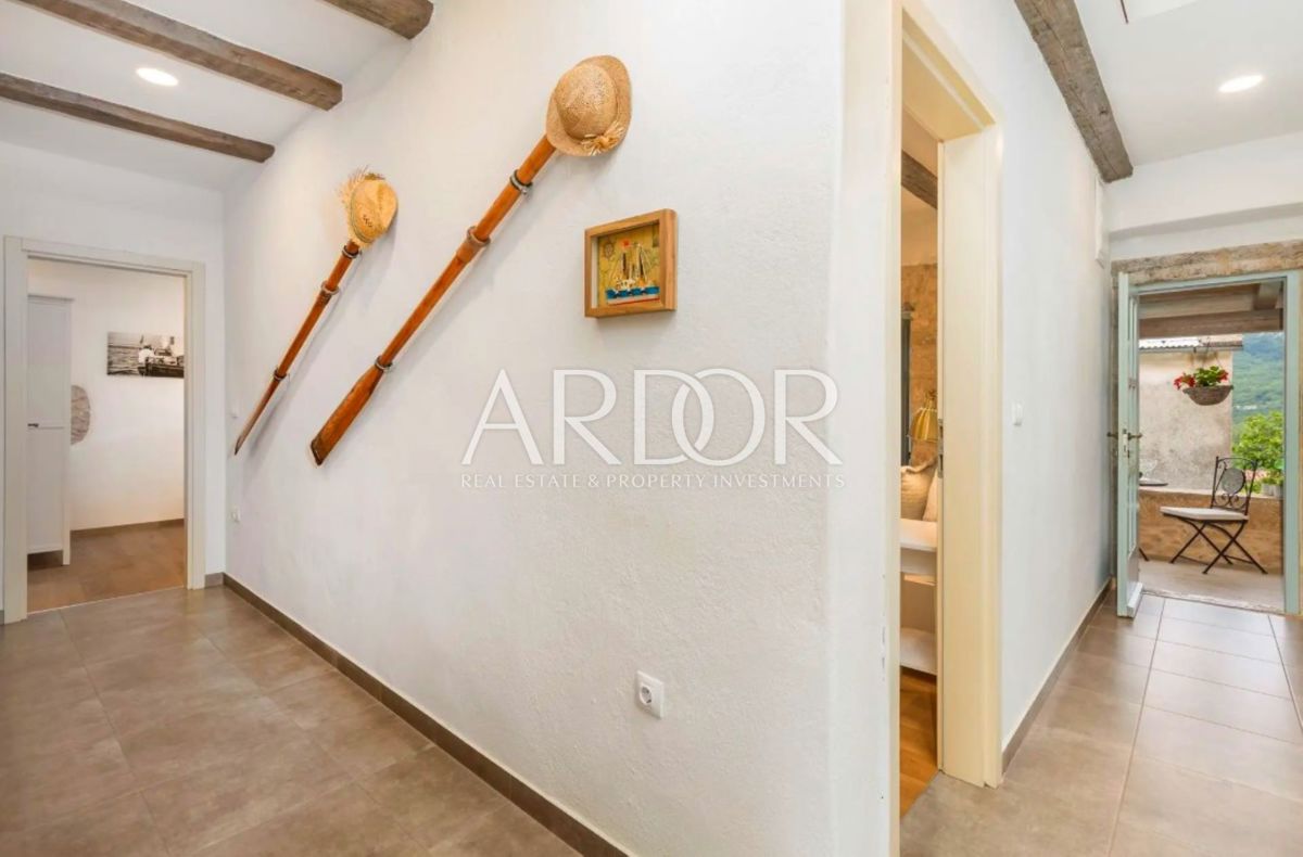 Casa Tribalj, Vinodolska Općina, 215m2