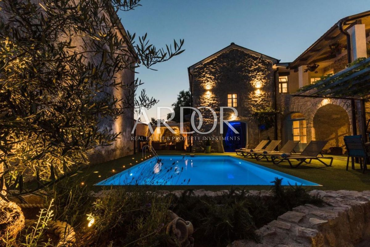 Casa Tribalj, Vinodolska Općina, 215m2