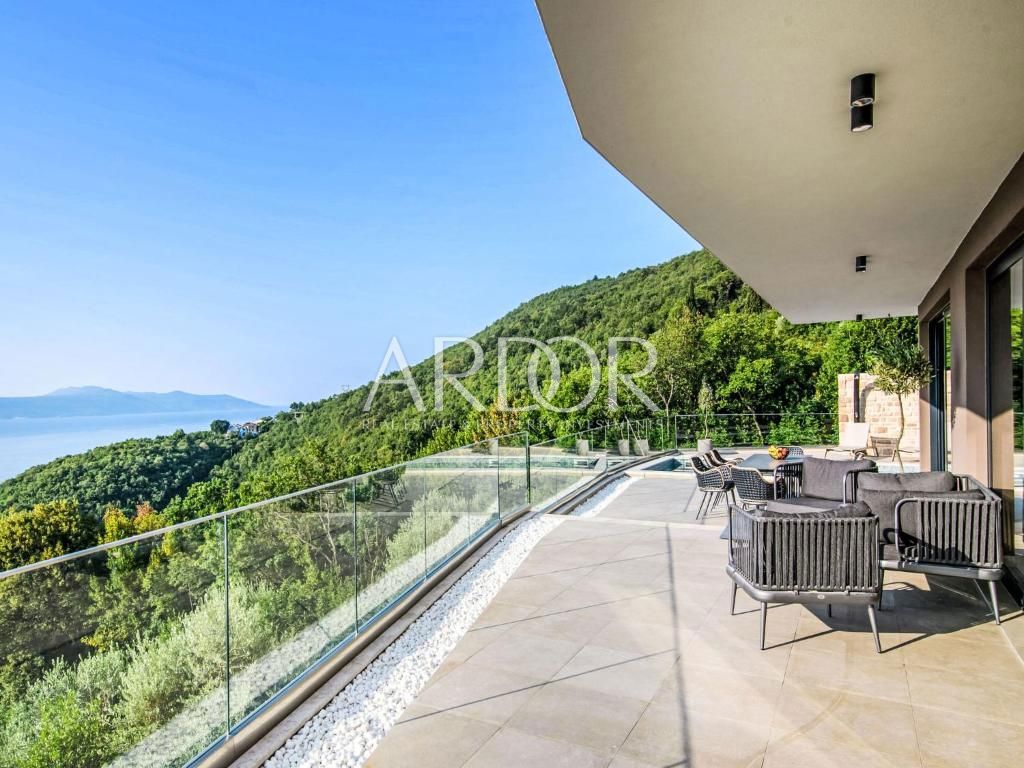 Villa Medveja, Lovran, 209m2