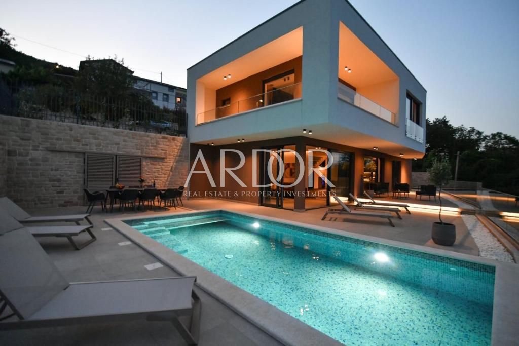 Villa Medveja, Lovran, 209m2