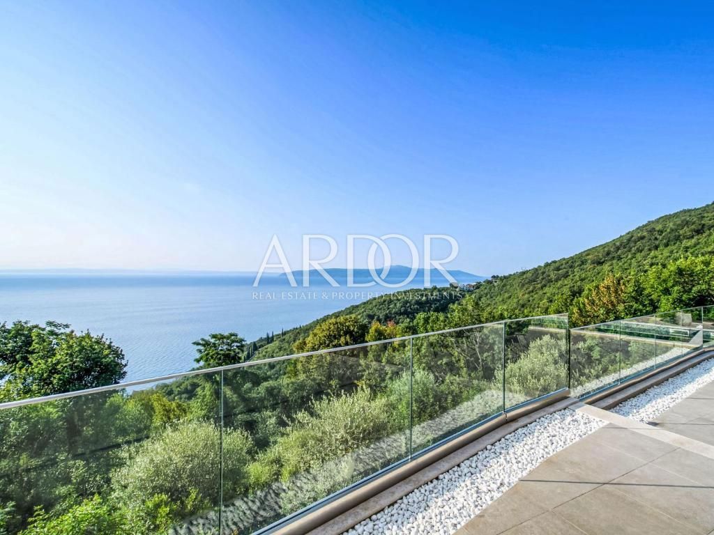 Villa Medveja, Lovran, 209m2