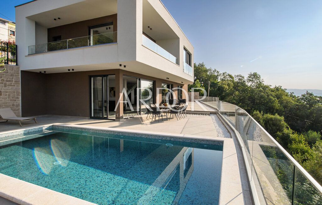 Villa Medveja, Lovran, 209m2