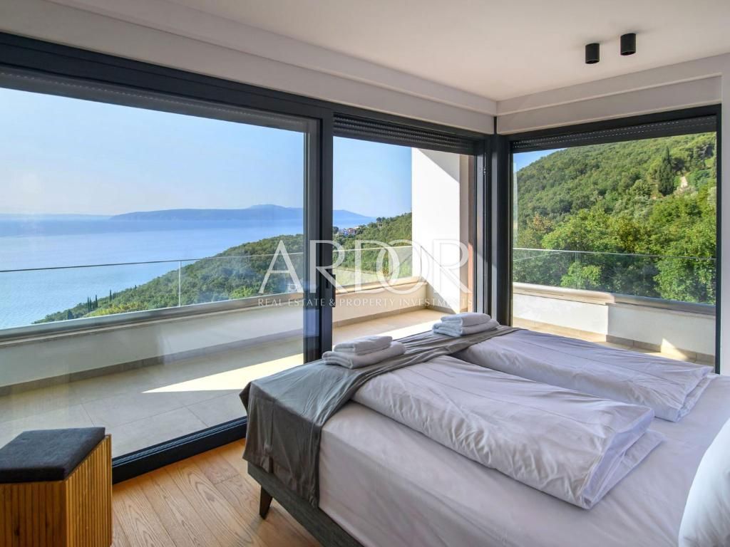 Villa Medveja, Lovran, 209m2