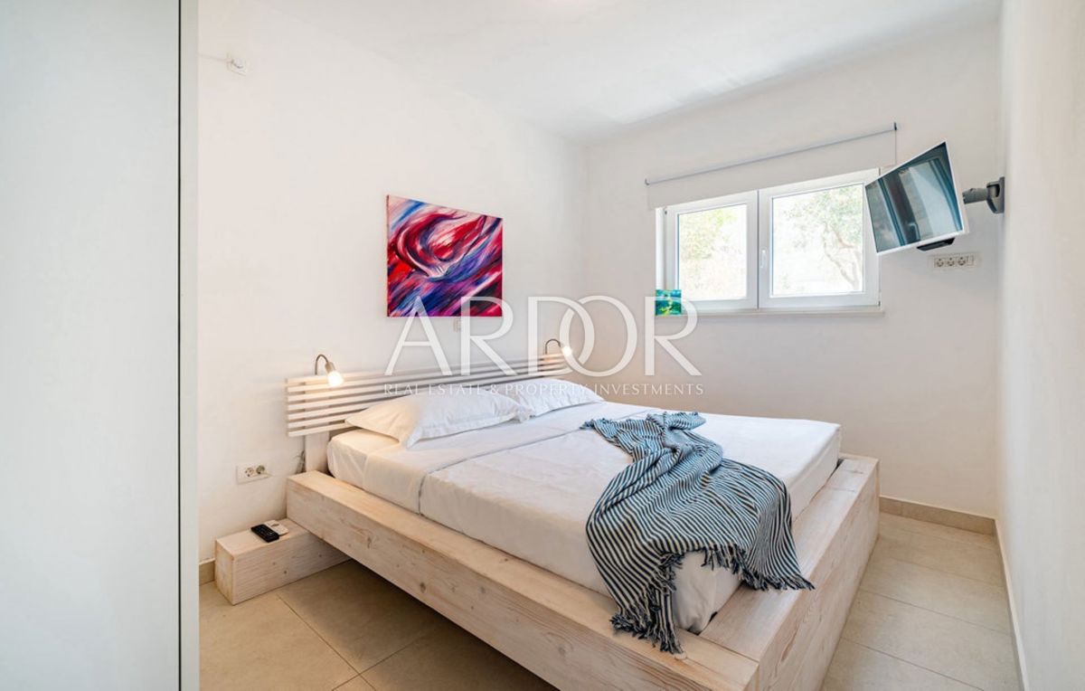 Casa Žman, Sali, 172m2