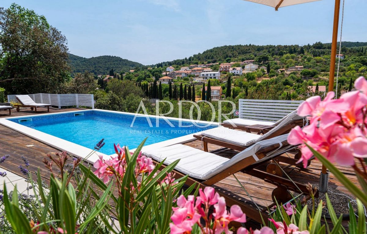 Casa Žman, Sali, 172m2