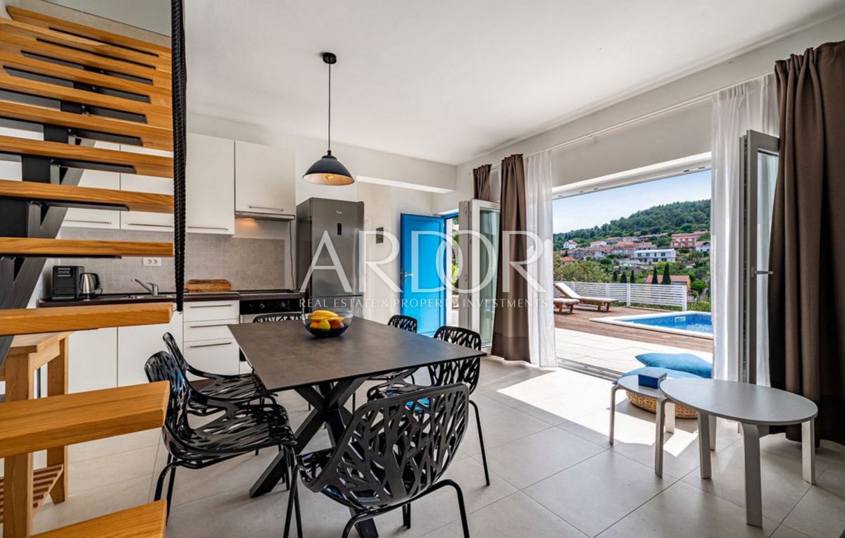 Casa Žman, Sali, 172m2