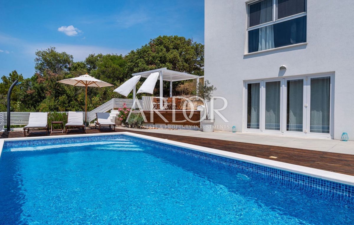 Casa Žman, Sali, 172m2