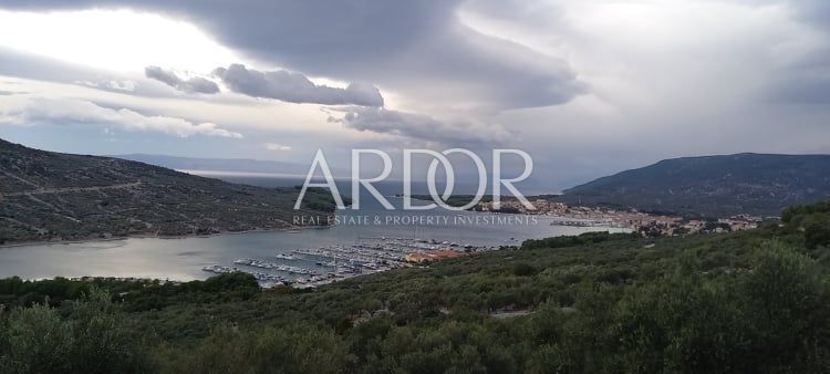 Terreno Ustrine, Mali Lošinj, 5.401m2