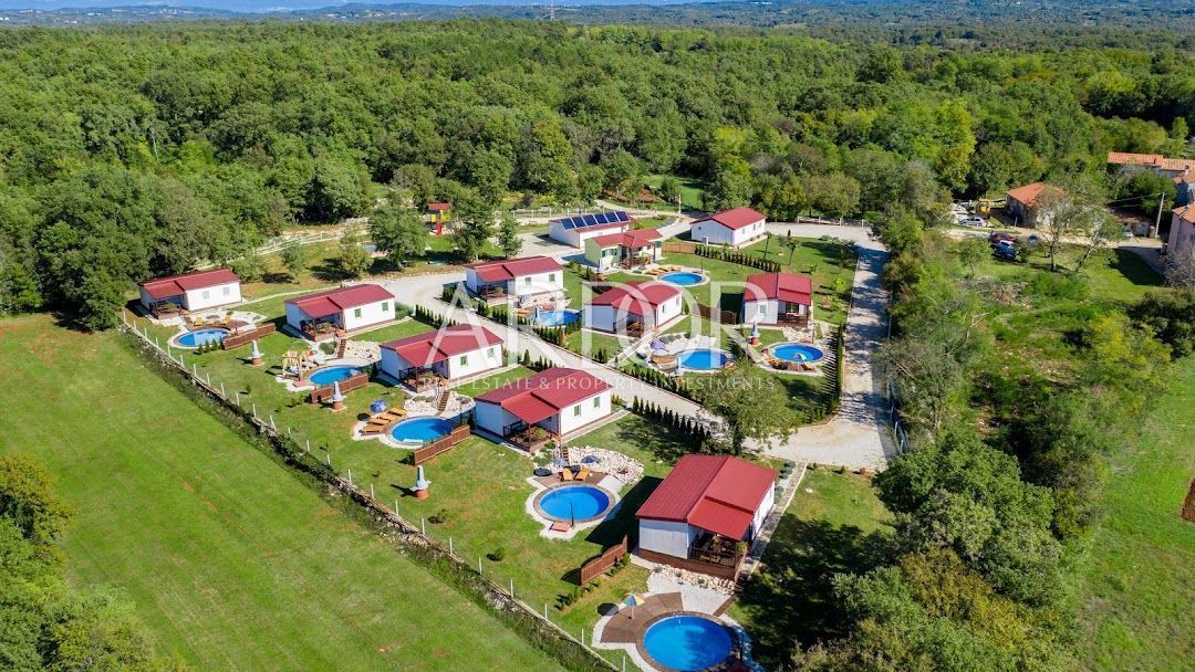Terreno Poreč, 8.400m2