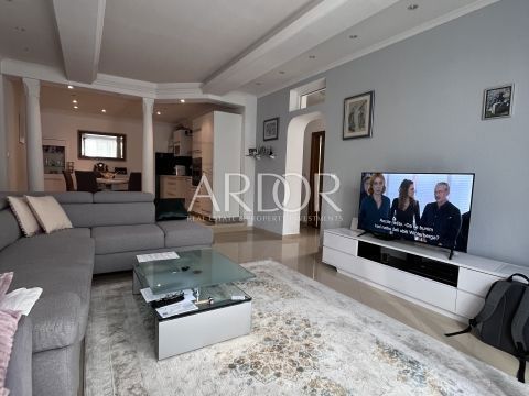 Appartamento Zamet, Rijeka, 89m2