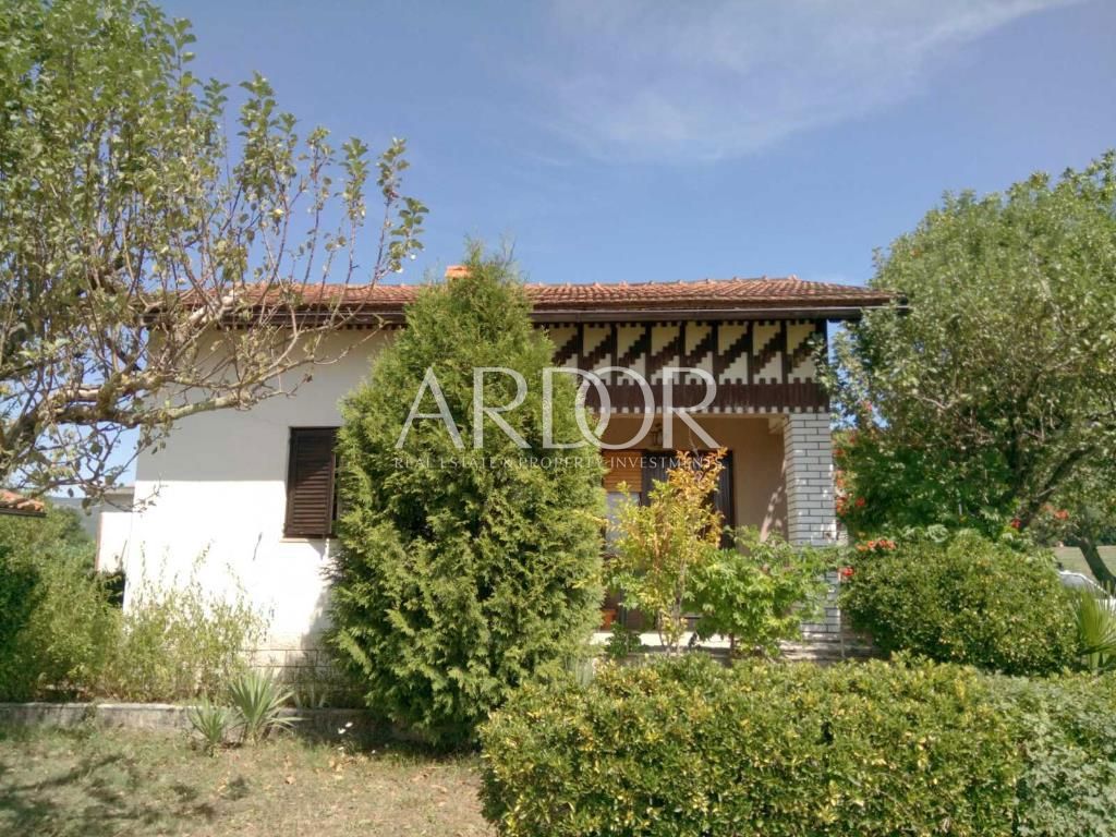 Casa Boljunsko Polje, Lupoglav, 100m2