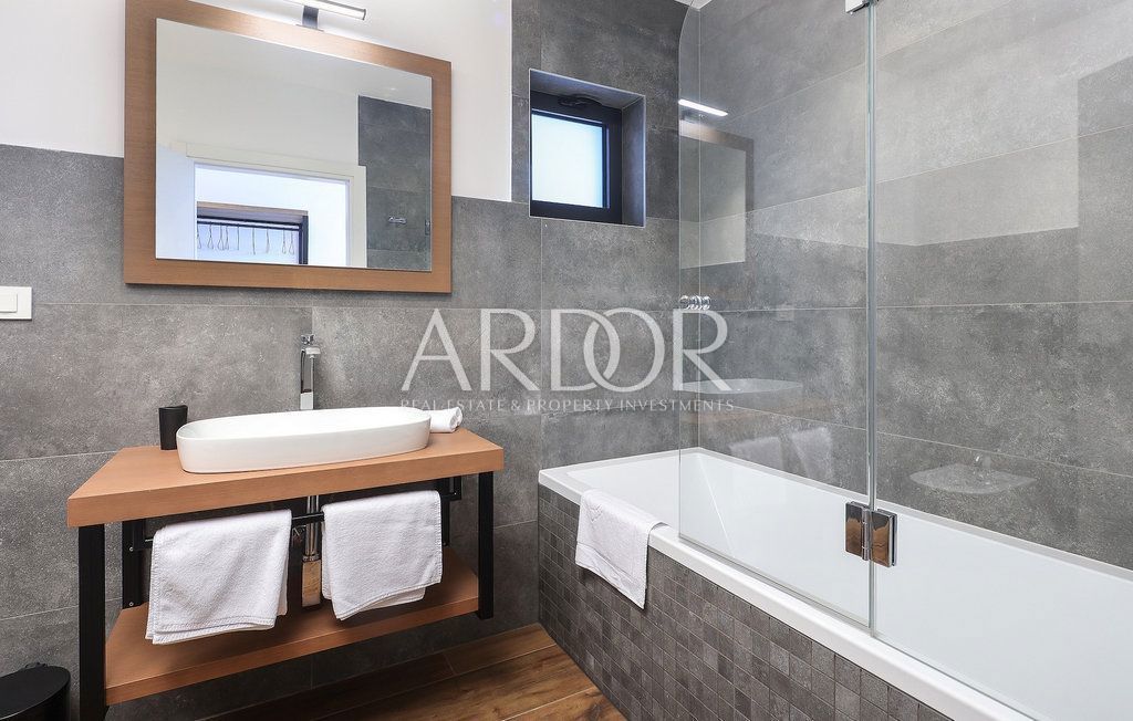 Casa Veprinac, Opatija - Okolica, 200m2