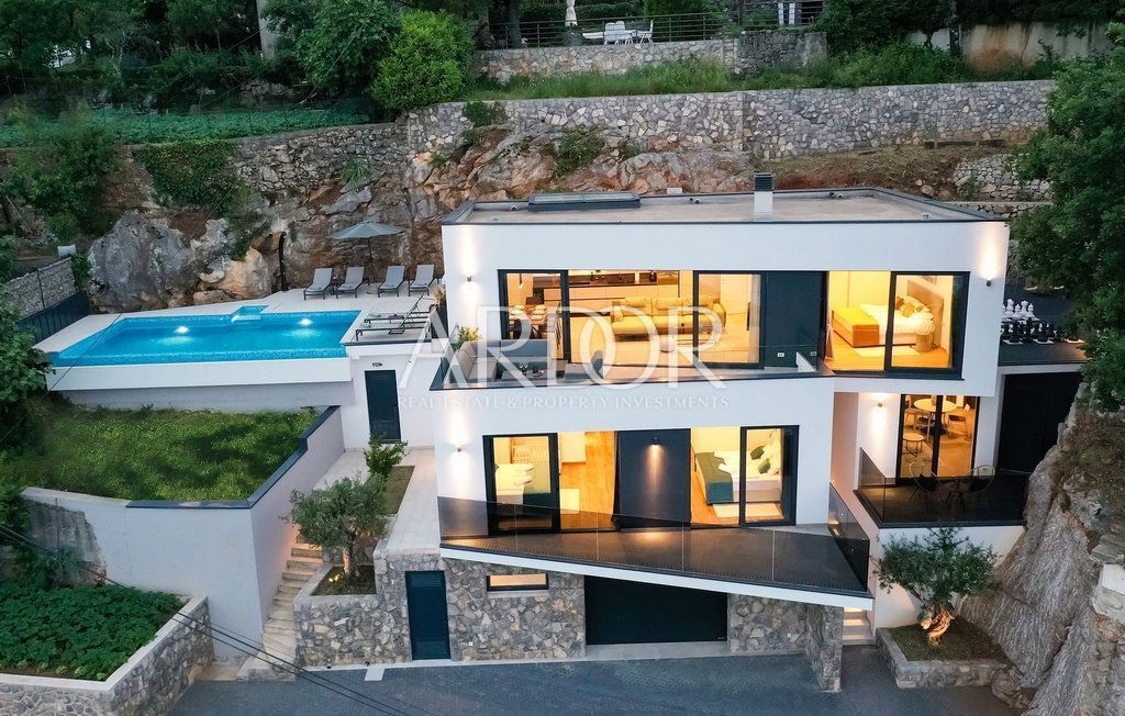 Casa Veprinac, Opatija - Okolica, 200m2
