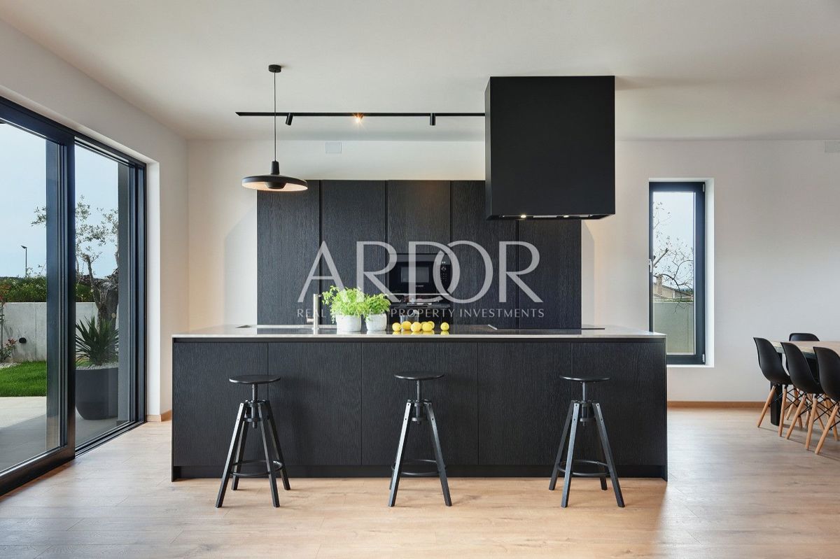 Villa Centar, Pula, 470m2