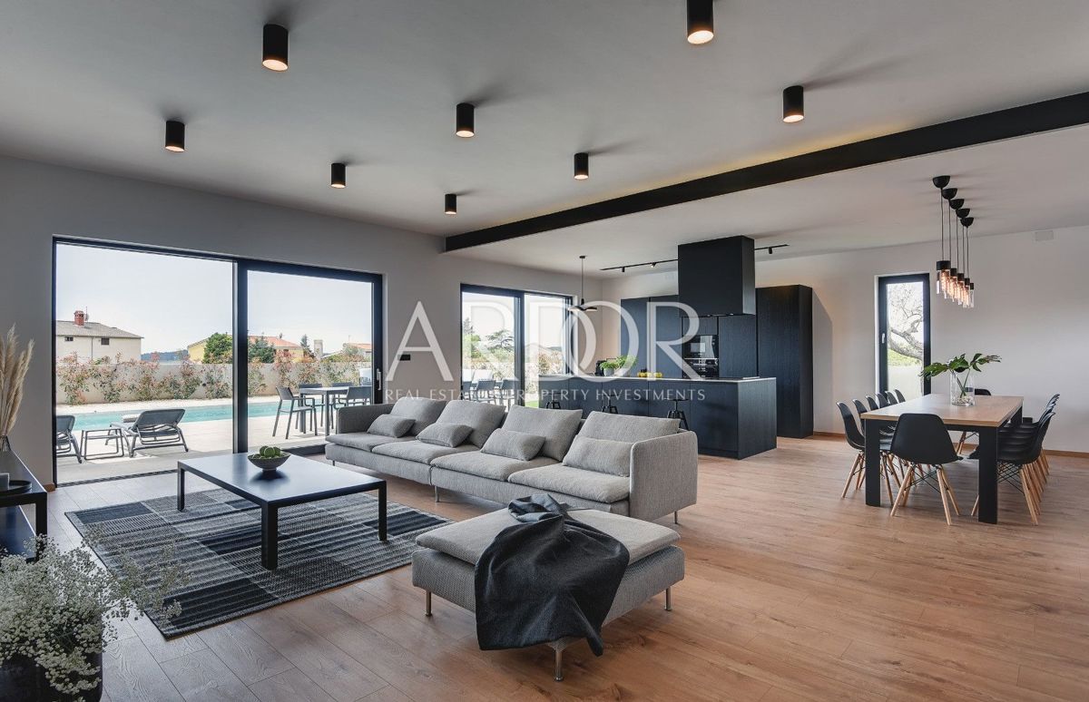 Villa Centar, Pula, 470m2