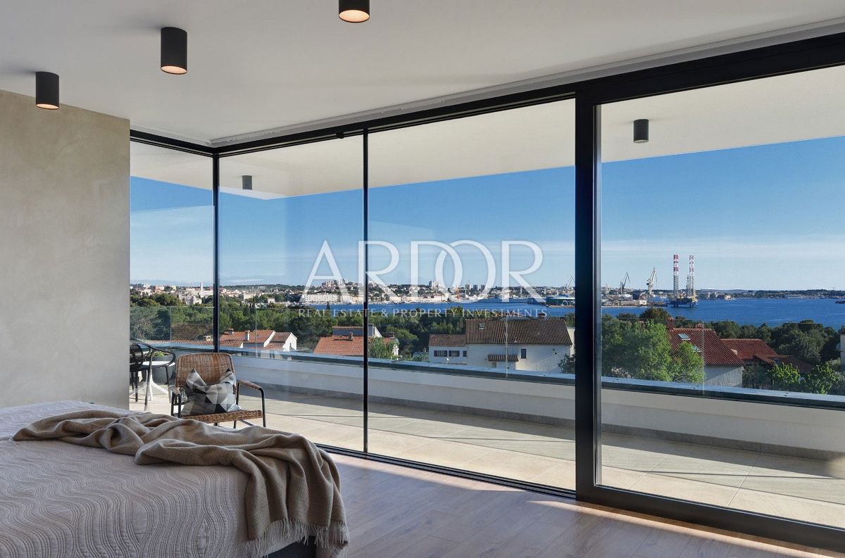 Villa Centar, Pula, 470m2