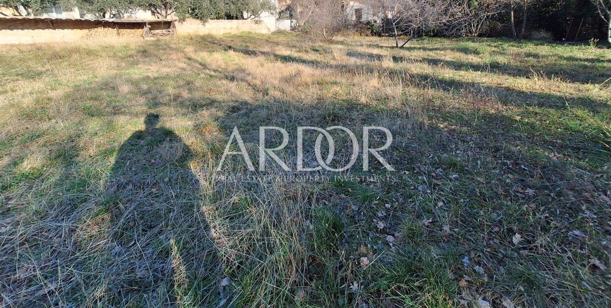 Terreno Omišalj, 800m2