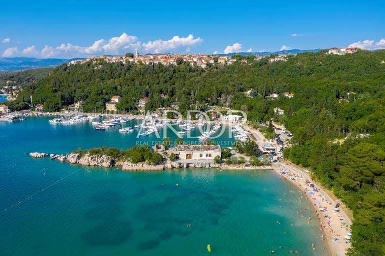 Terreno Omišalj, 800m2