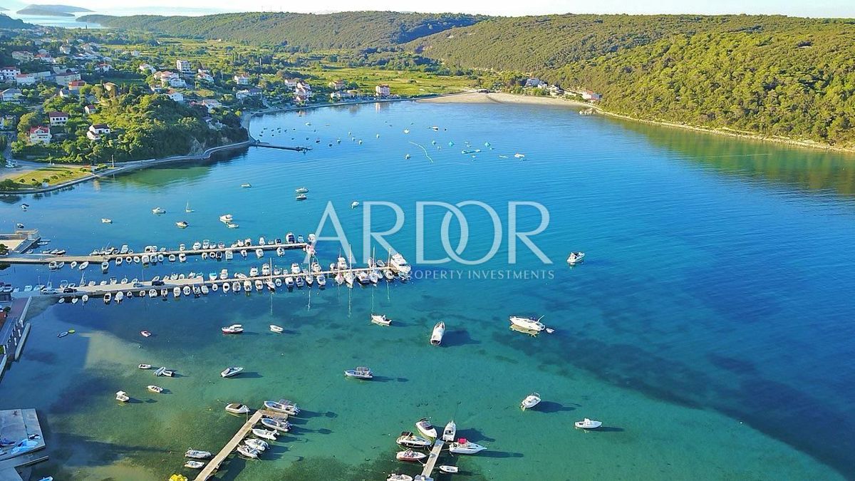 Terreno Kampor, Rab, 531m2