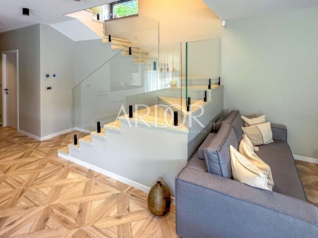 Casa Mošćenička Draga, 219m2