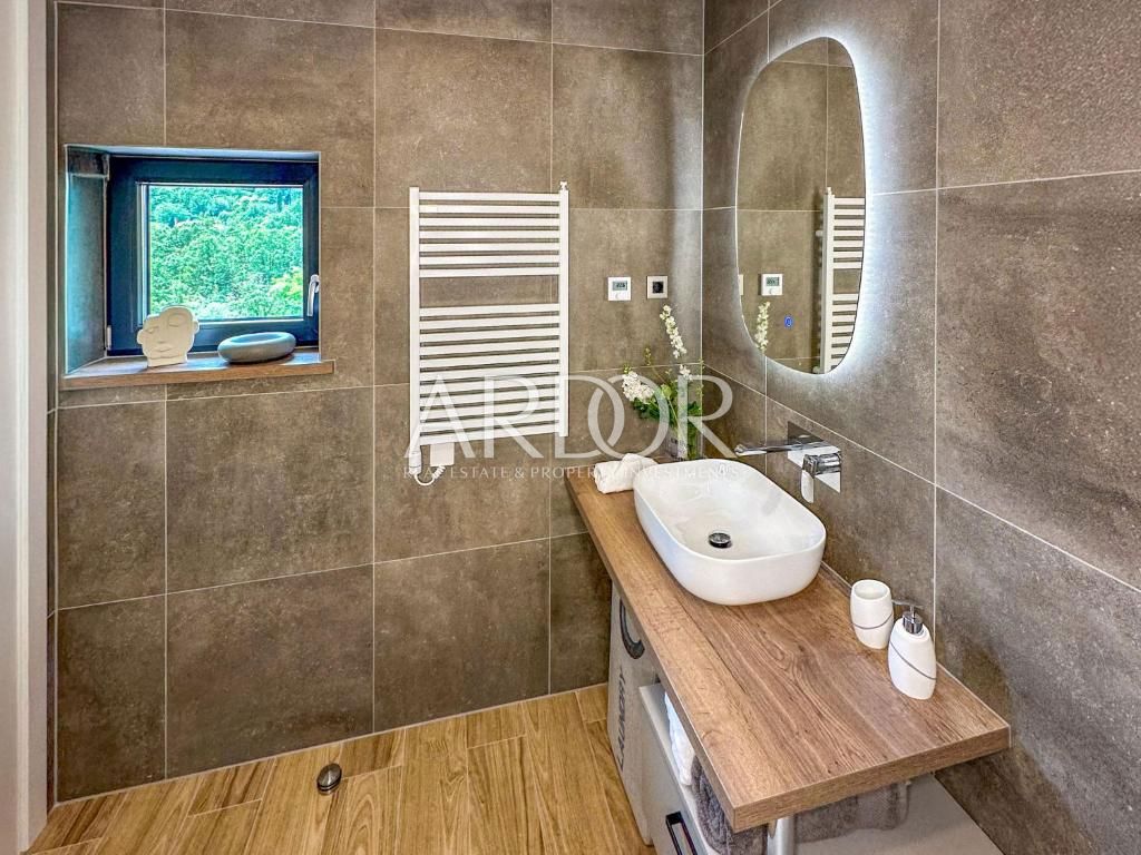 Casa Mošćenička Draga, 219m2