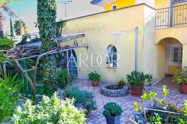 Casa Opatija - Centar, Opatija, 320m2