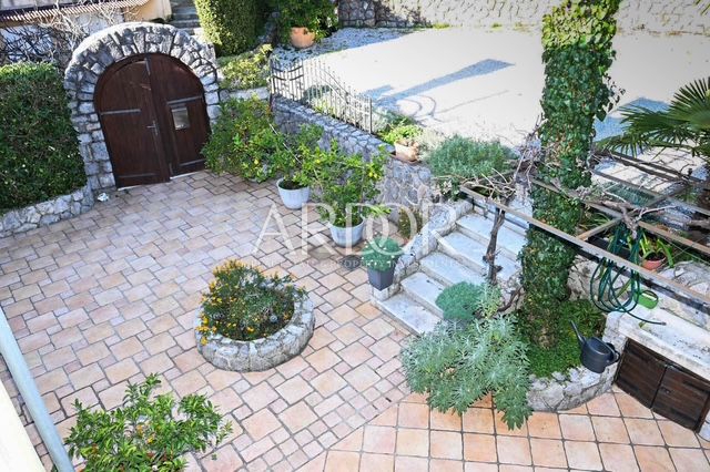 Casa Opatija - Centar, Opatija, 320m2