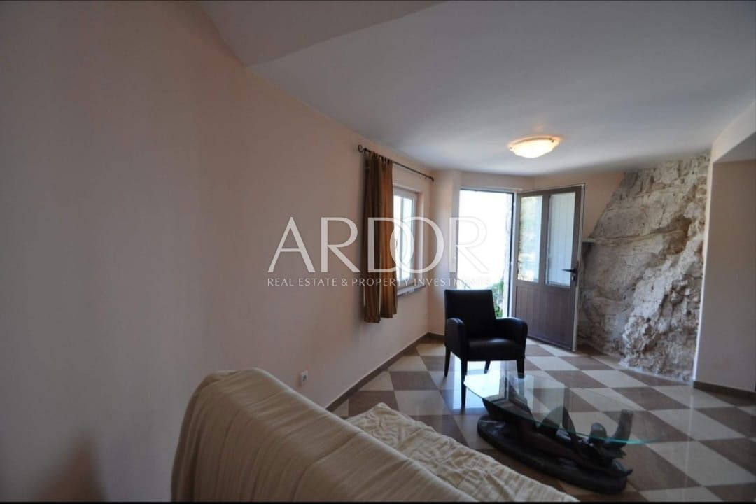 Casa Vrbnik, 80m2