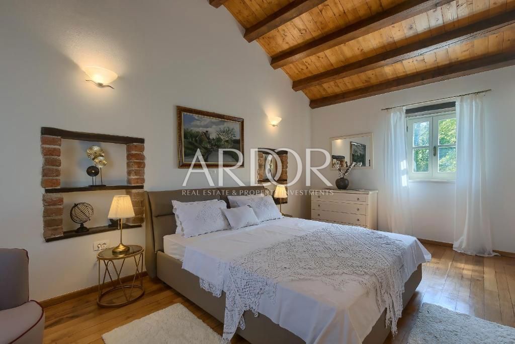 Casa Muntrilj, Tinjan, 250m2