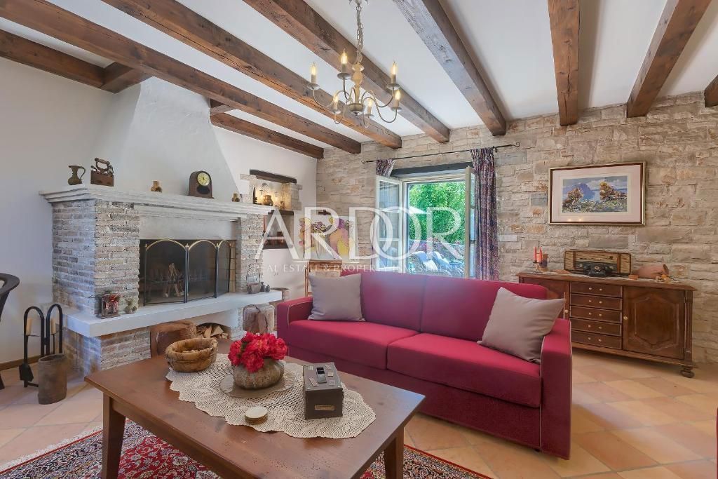 Casa Muntrilj, Tinjan, 250m2