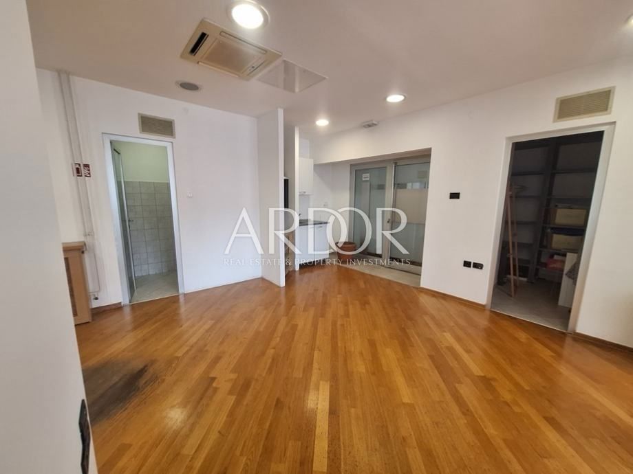Commerciale Brajda, Rijeka, 120m2