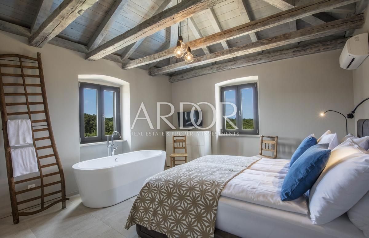 Villa Dobrinj, 367m2