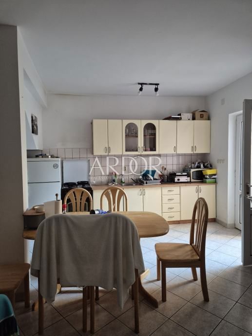 Casa Novi Vinodolski, 190m2