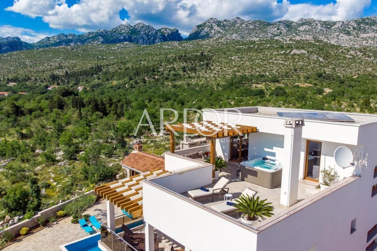 Casa Seline, Starigrad, 388m2