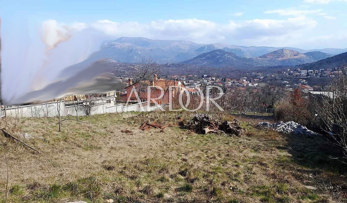 Terreno Čavle, 978m2