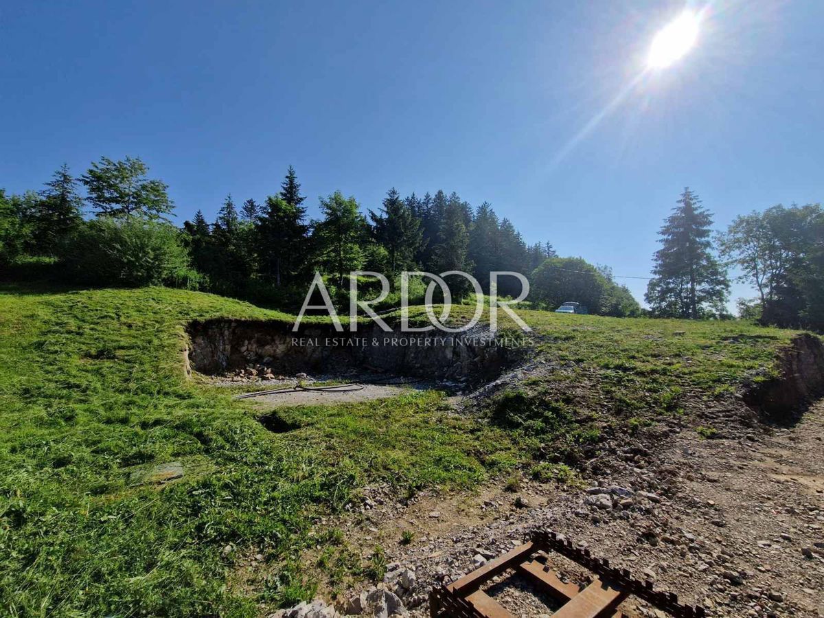 Terreno Delnice, 747m2