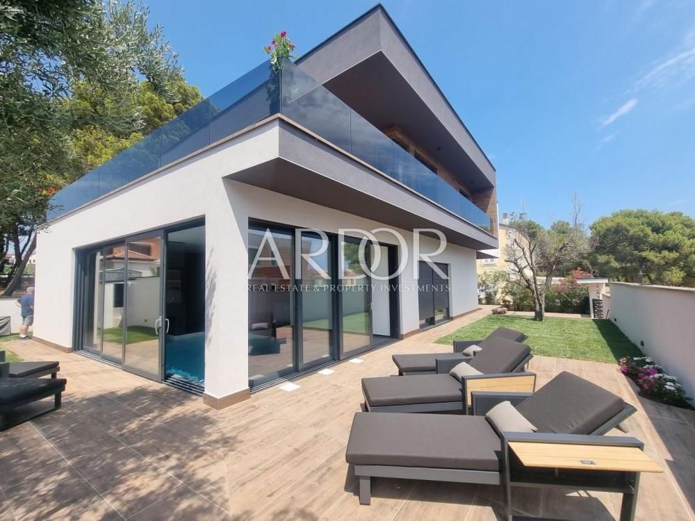 Casa Fažana, 280m2