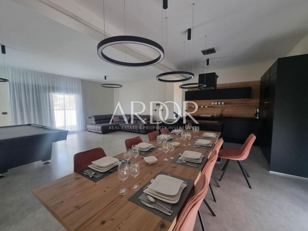 Casa Fažana, 280m2